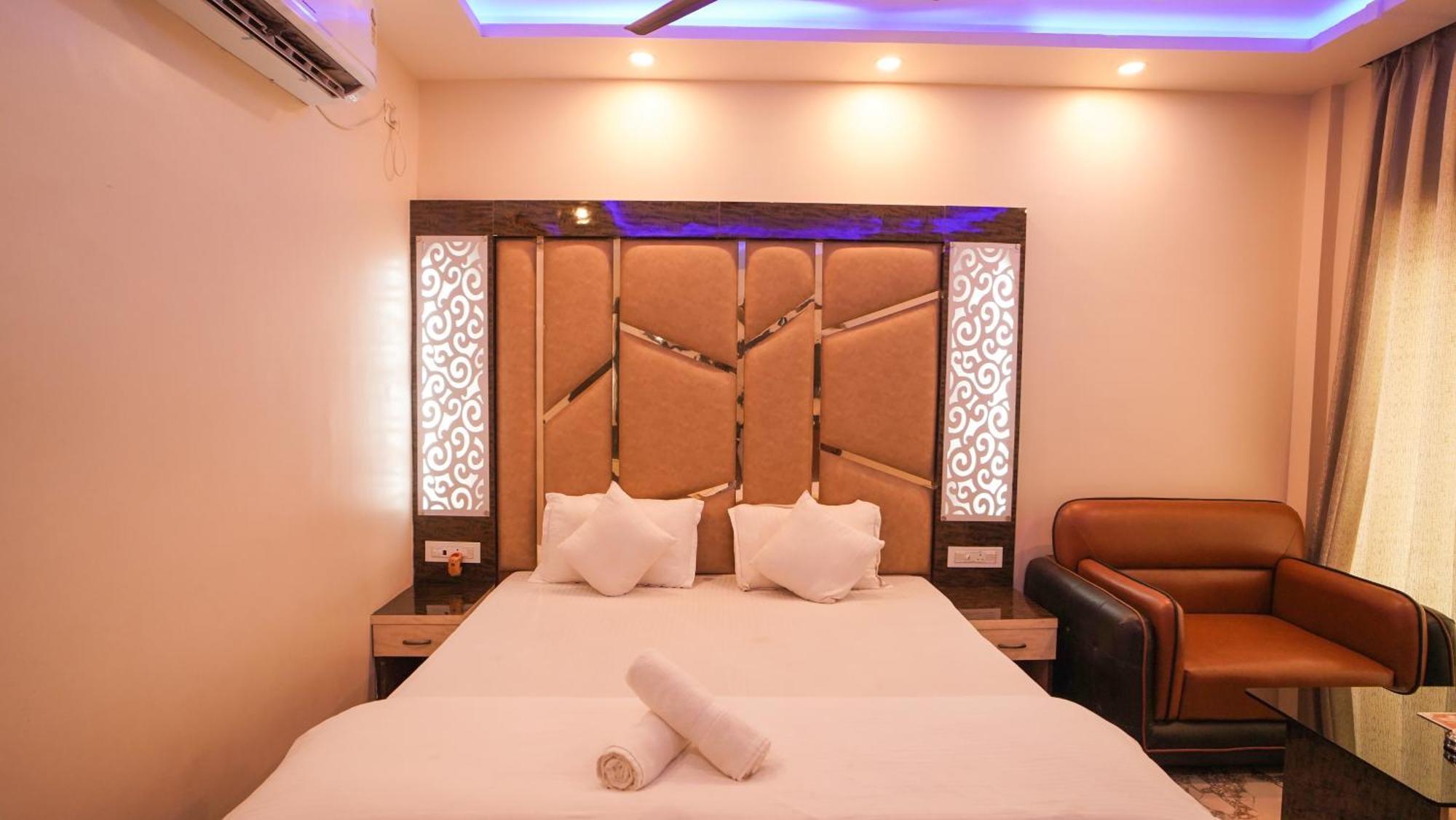 Sea Queen Beach Resort On Beach !! Couple Friendly Family Resort !! Mandarmani Exteriér fotografie