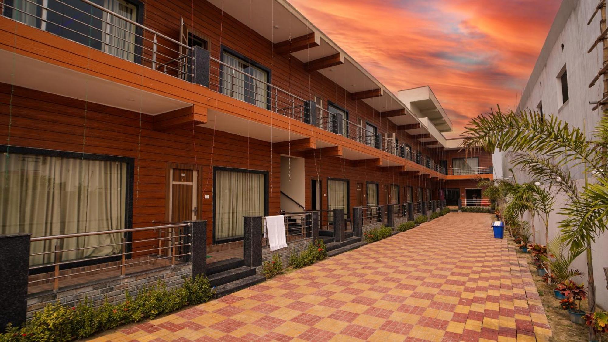 Sea Queen Beach Resort On Beach !! Couple Friendly Family Resort !! Mandarmani Exteriér fotografie