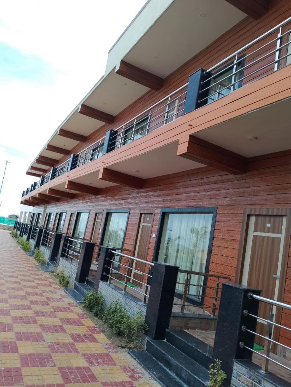 Sea Queen Beach Resort On Beach !! Couple Friendly Family Resort !! Mandarmani Exteriér fotografie
